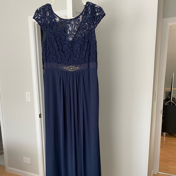 Adrianna Papell Lace Chiffon Dress - Picture 6 of 6